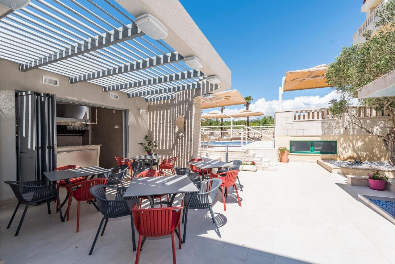 Apartamento Pool Terrace Sea View Sarkic Novalja Exterior foto