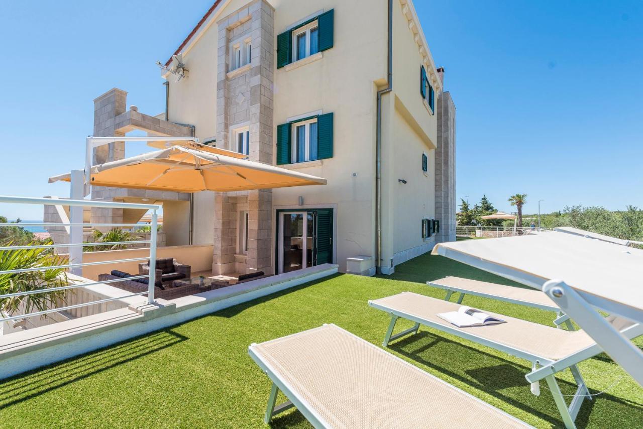 Apartamento Pool Terrace Sea View Sarkic Novalja Exterior foto